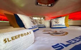 Sleep Boat